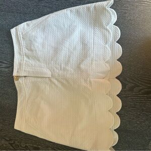 White lilly putlizter skort tags still on size 0